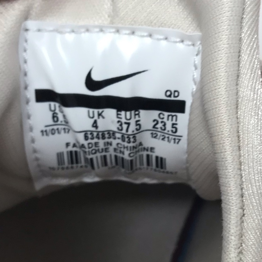 Nike Air Huarache Run Desert Sand W AUTHENTIC - Picture 8 of 8